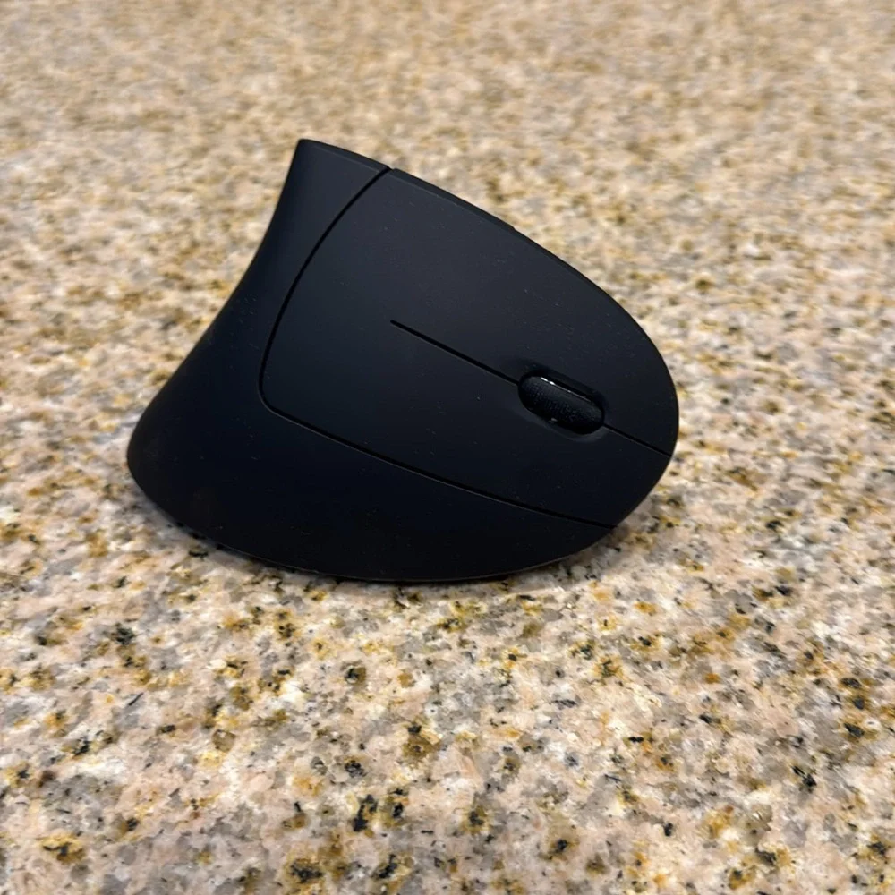 Ergonomic mouse